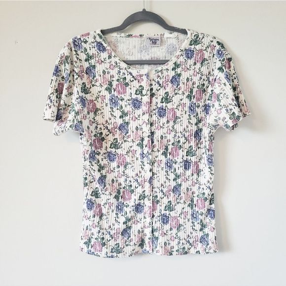 Vintage Tops - Vintage Floral Ribbed Tshirt